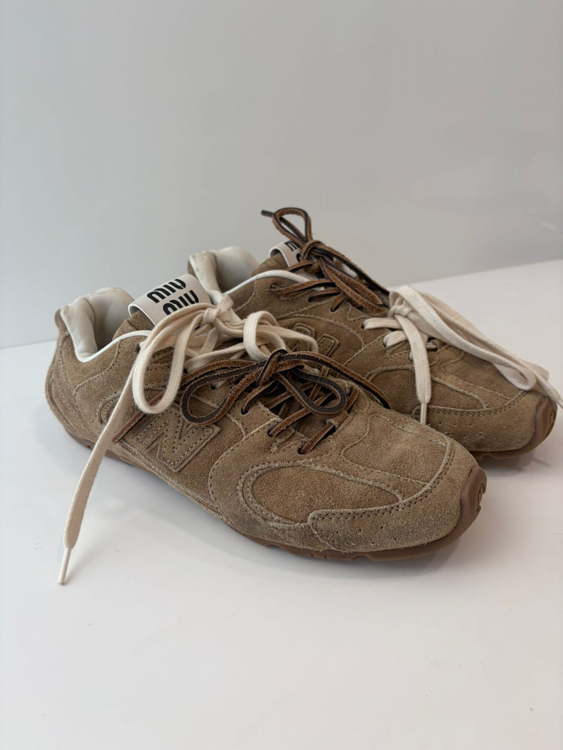 Miu Miu x New Balance 530 TAM 36BR