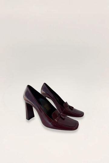 Saint Laurent Chloé 90 Leather Loafer Pumps