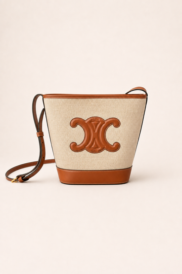 Celine Small Bucket Cuir Triompe