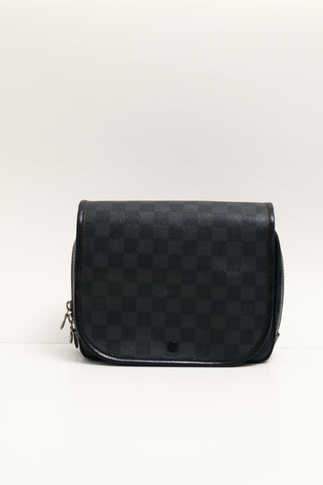 Louis Vuitton Damier Graphite Canvas Hanging Toiletry Kit Pouch