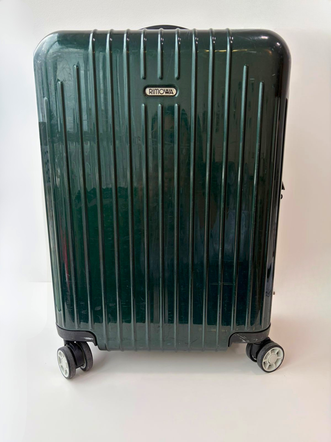 Rimowa Essential Lite Cabin
