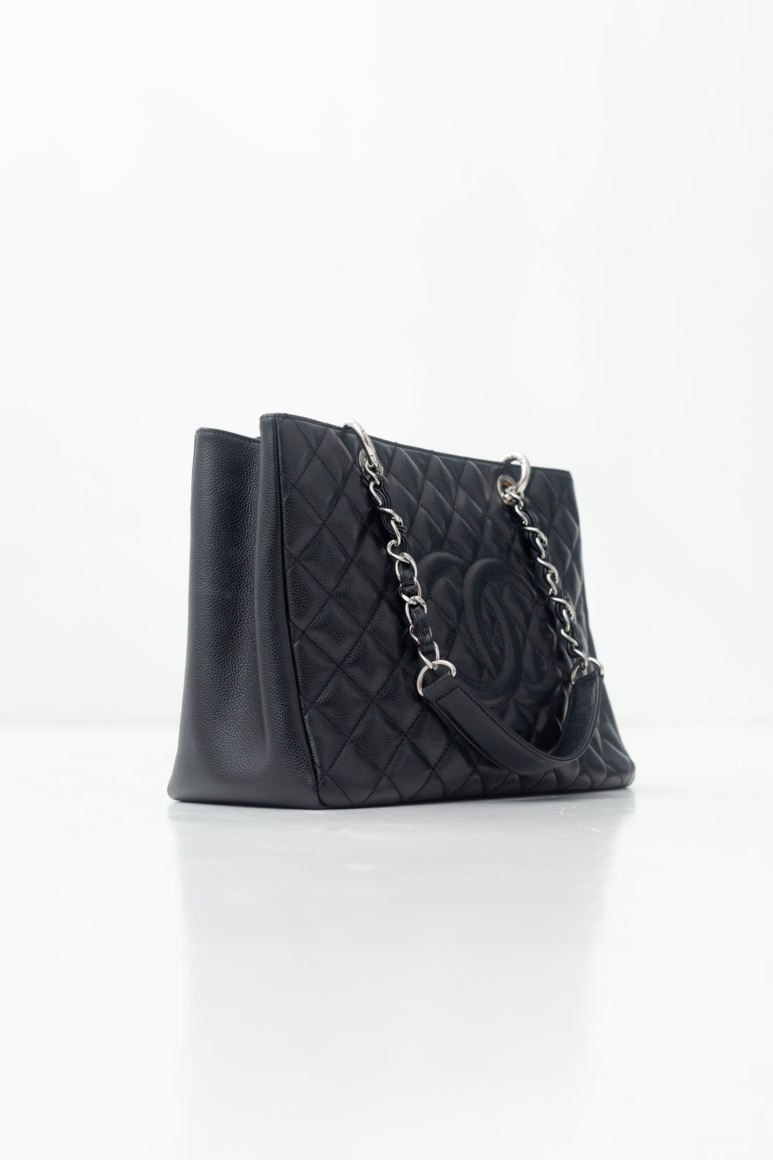 Chanel Caviar Grand Shopping