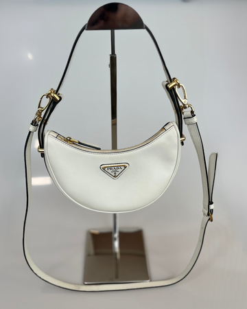 Prada Arqué