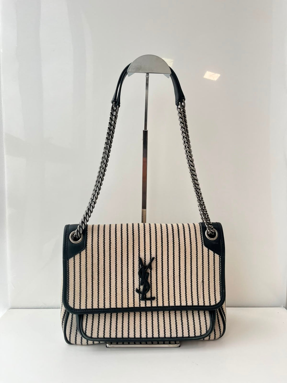 Bolsa Saint Laurent Niki Medium
