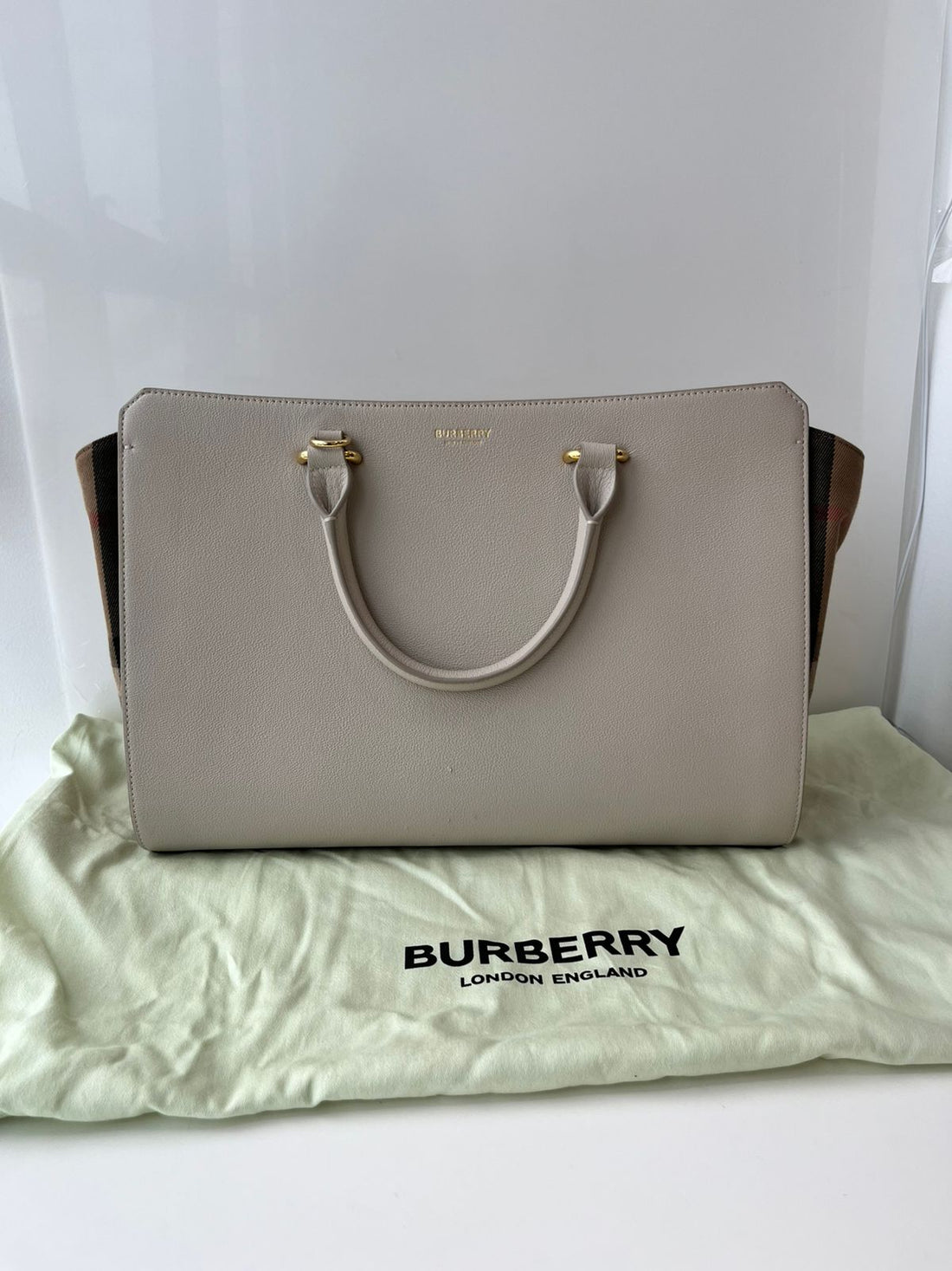 Burberry Banwell Tote Media